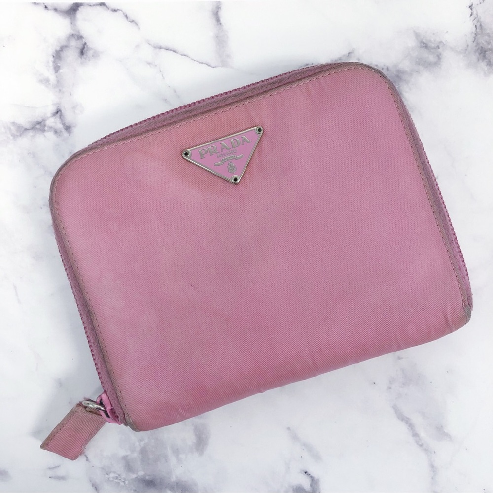 Vintage Prada Tessuto Nylon Zip Wallet M605